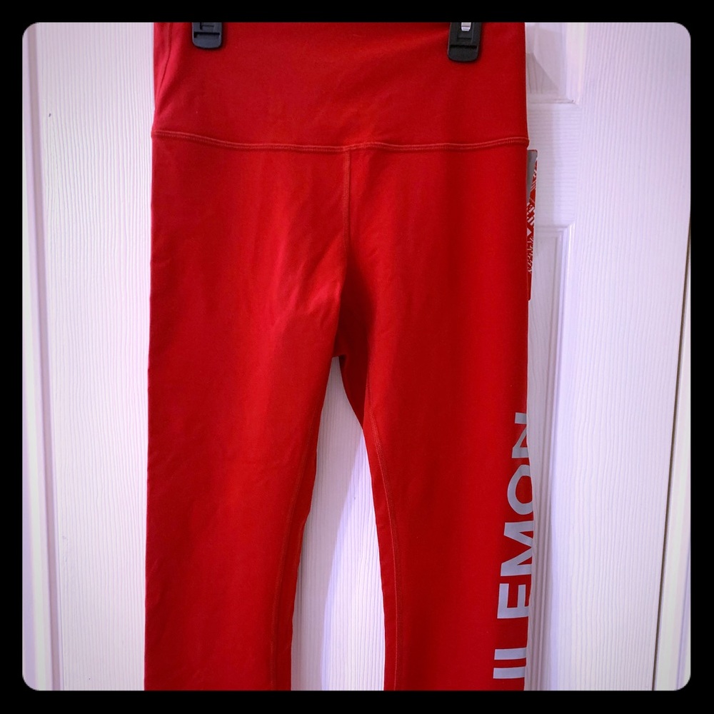 Lululemon yoga pants
